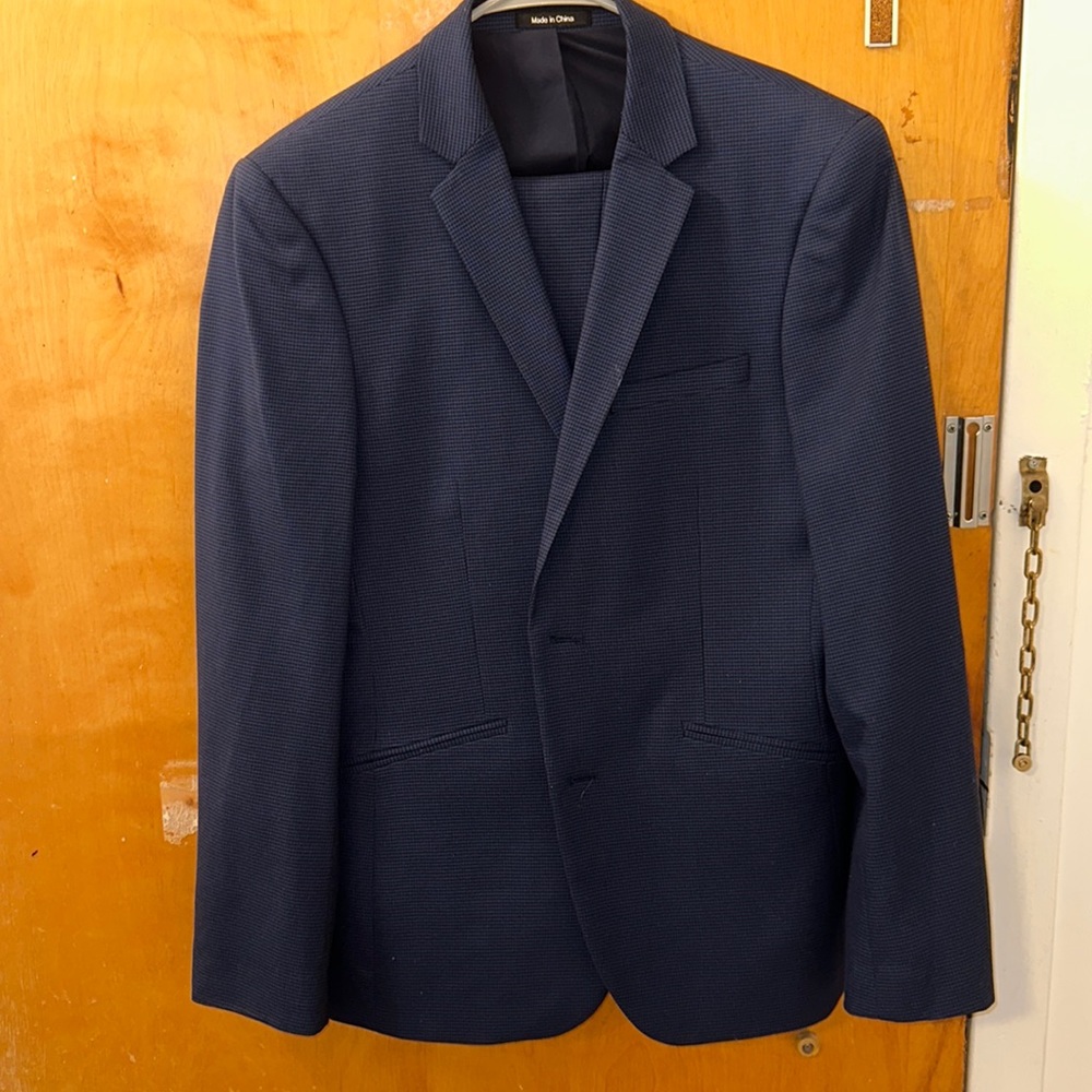 Primark. Suit jacket. Size 40 R (Slim Fit). Pants sold separately